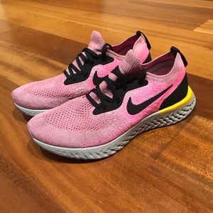 Nike Epic React FlyKnit